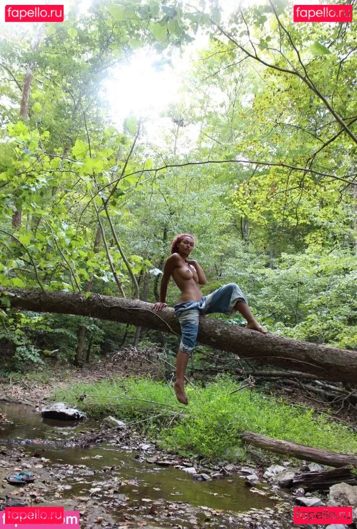 Gaia Love Onlyfans Photo Gallery 