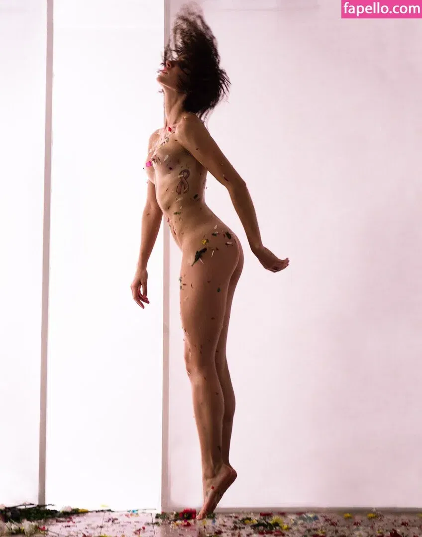 Gayle Onlyfans Photo Gallery 