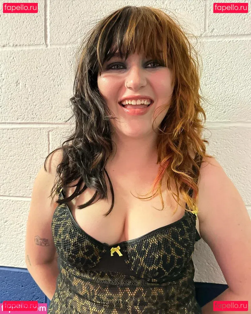 Gayle Onlyfans Photo Gallery 