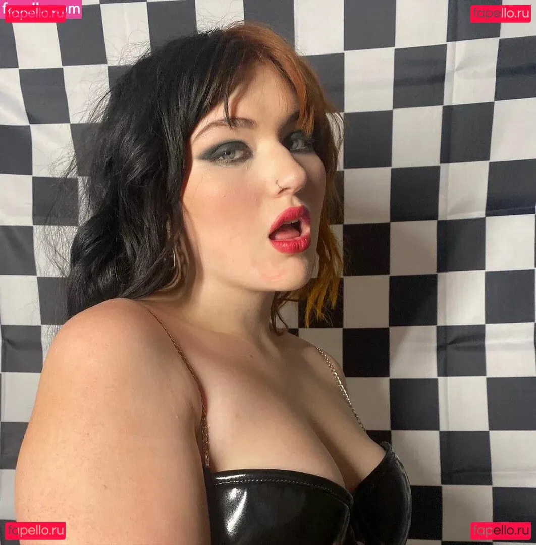 Gayle Onlyfans Photo Gallery 