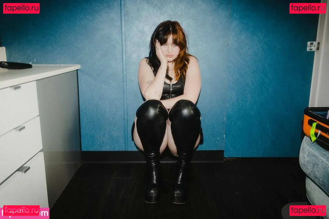 Gayle Onlyfans Photo Gallery 