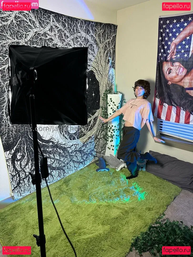 Jadethefur Onlyfans Photo Gallery 