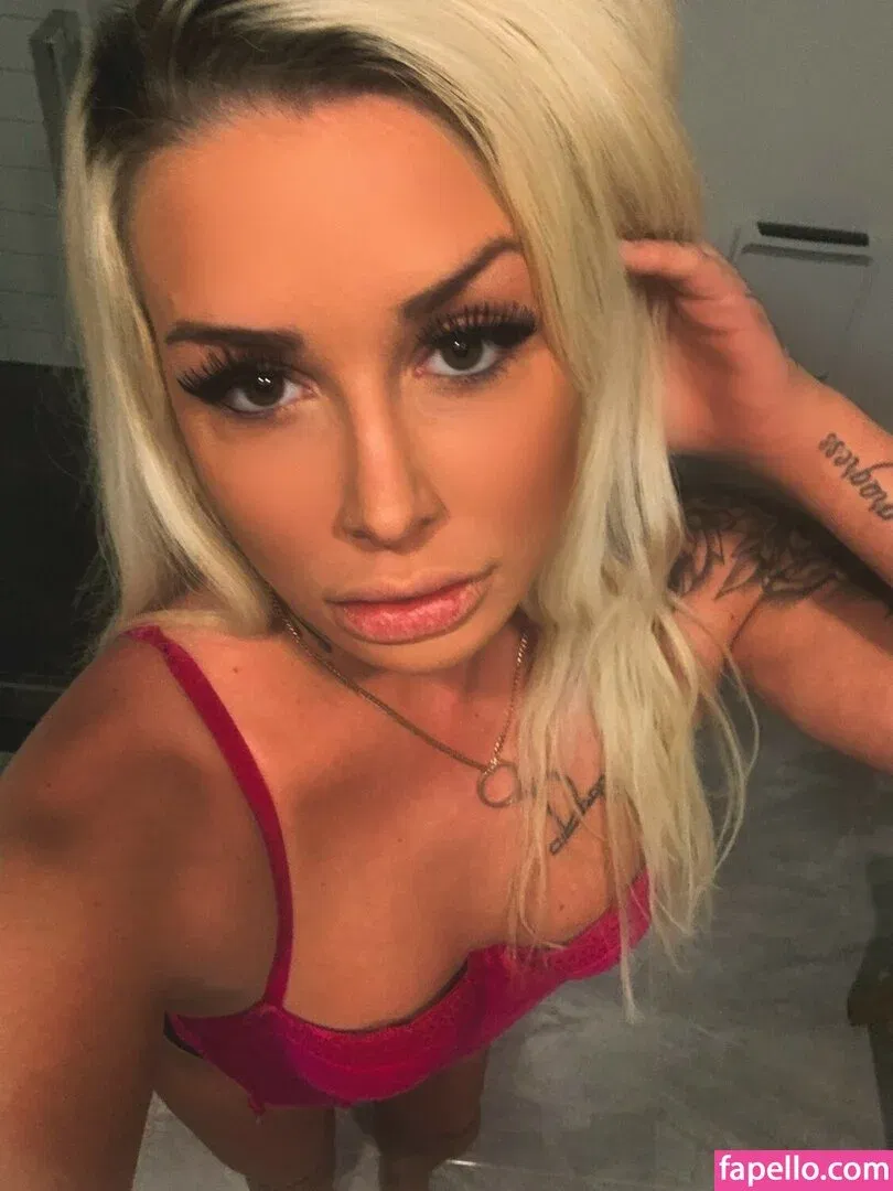 Elena.Rae Onlyfans Photo Gallery 