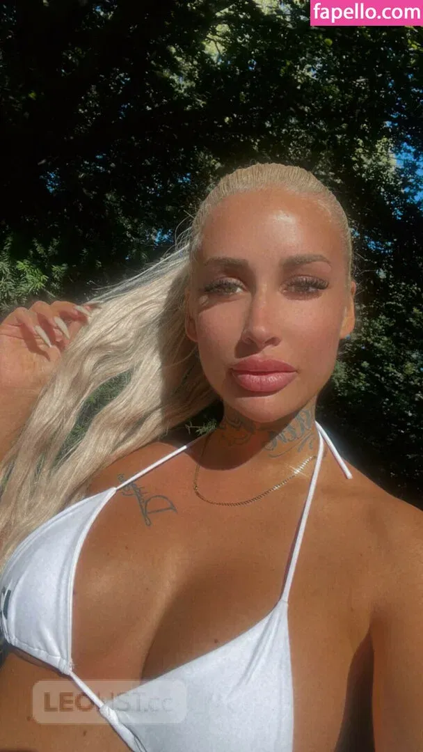 Elena.Rae Onlyfans Photo Gallery 