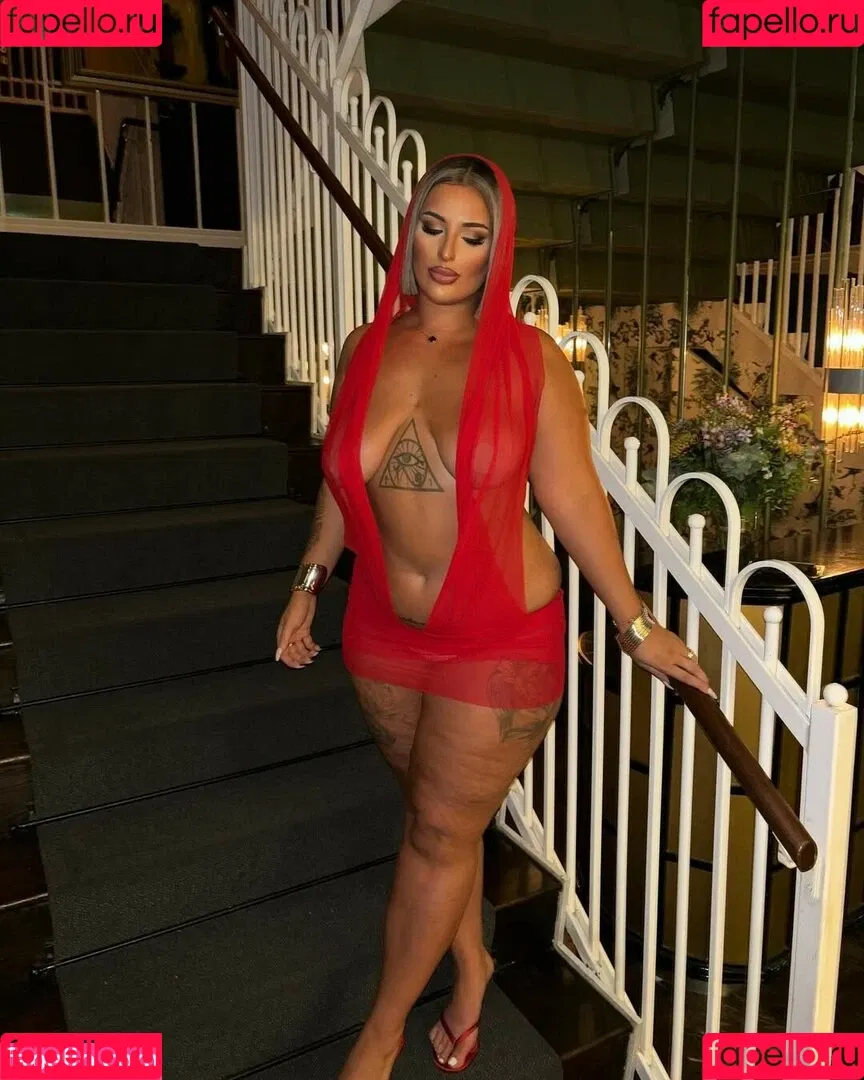 Ioana Deea | withloveio Onlyfans Photo Gallery 