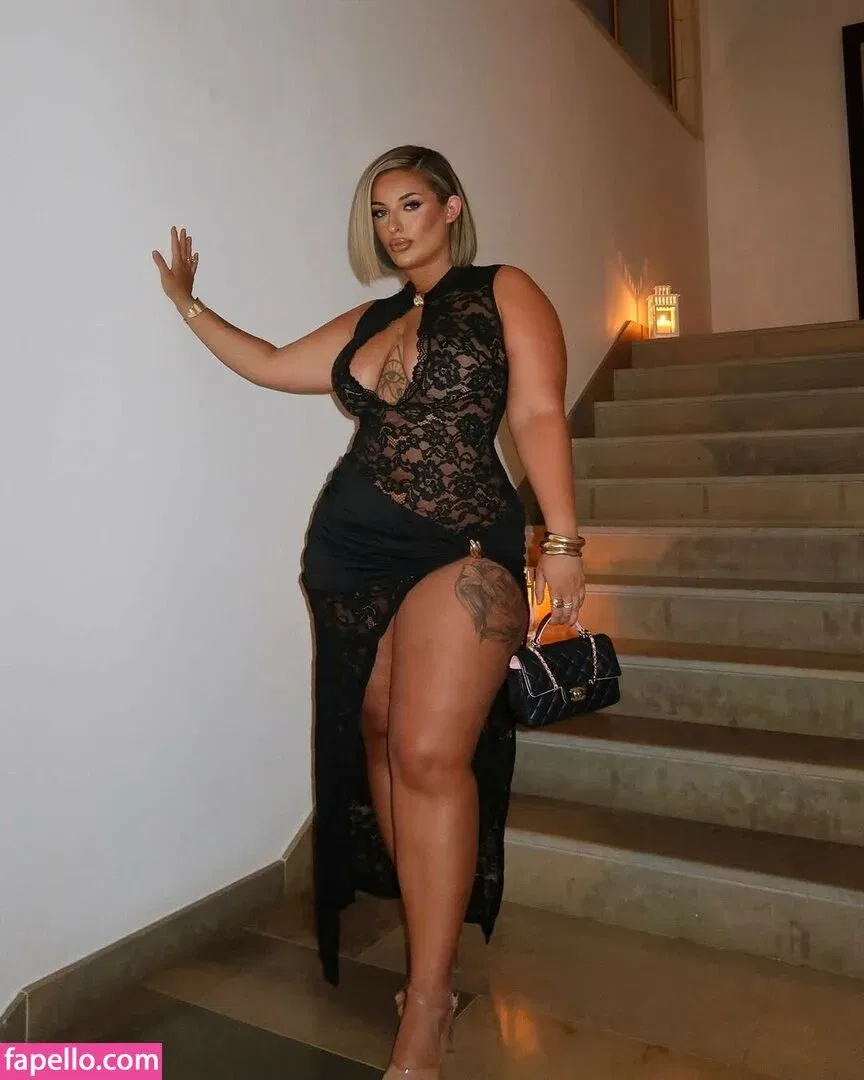 Ioana Deea | withloveio Onlyfans Photo Gallery 