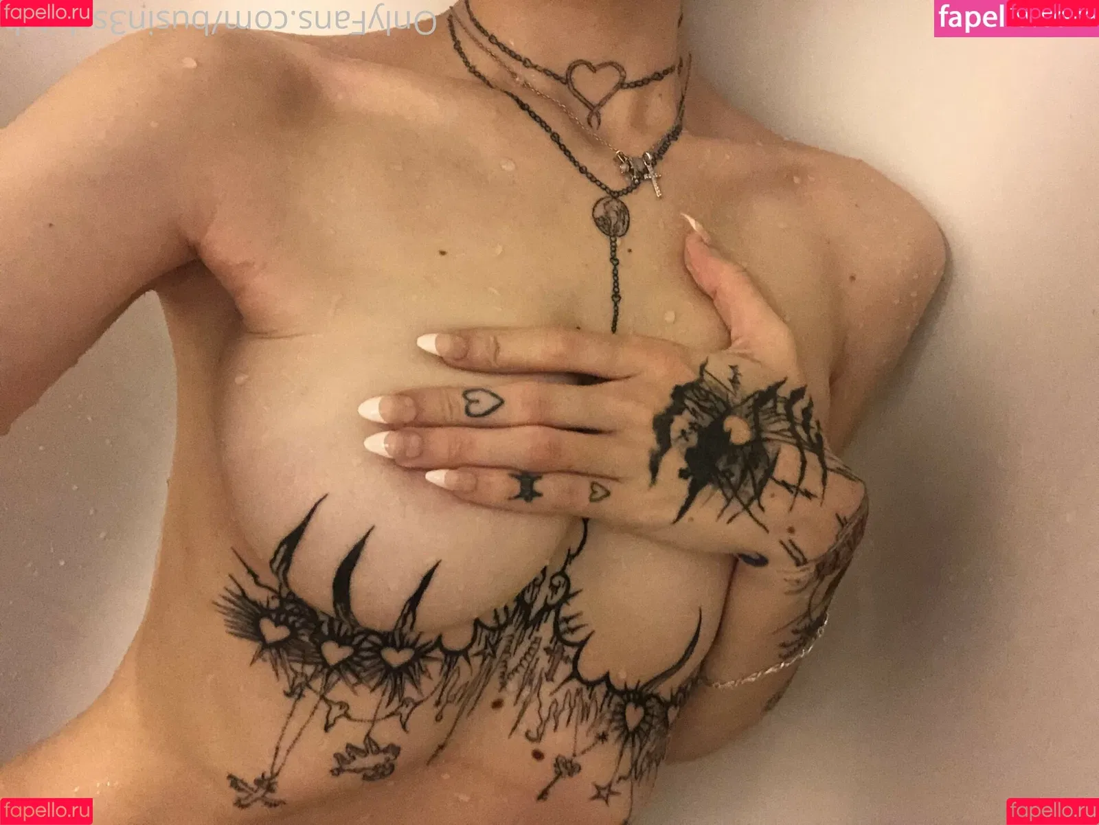 C0m9ts Onlyfans Photo Gallery 
