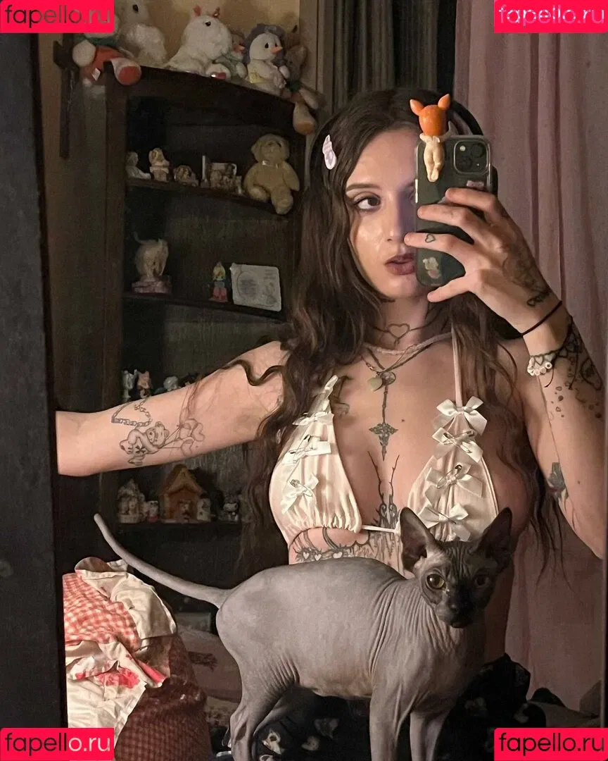 C0m9ts Onlyfans Photo Gallery 