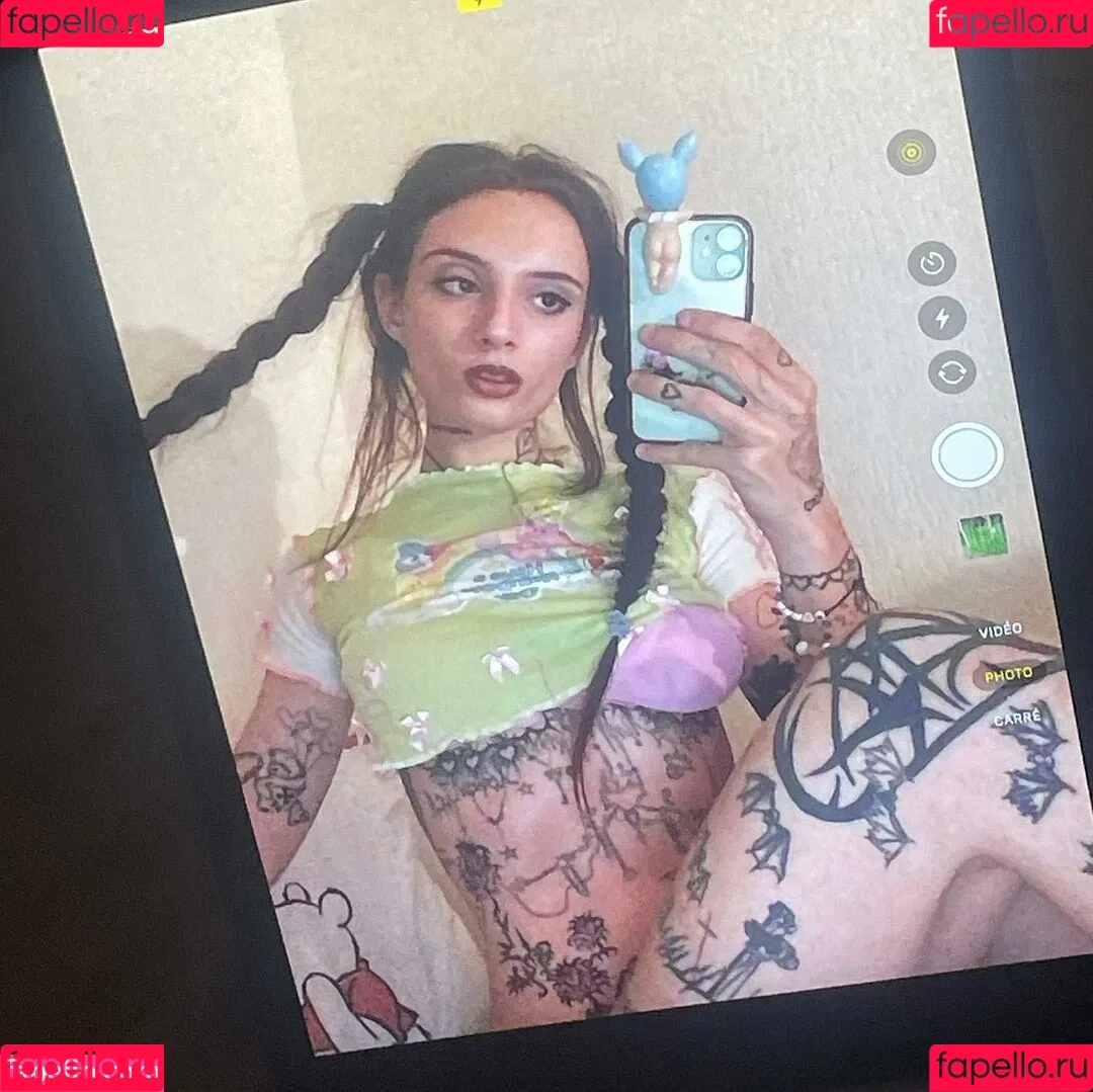 C0m9ts Onlyfans Photo Gallery 