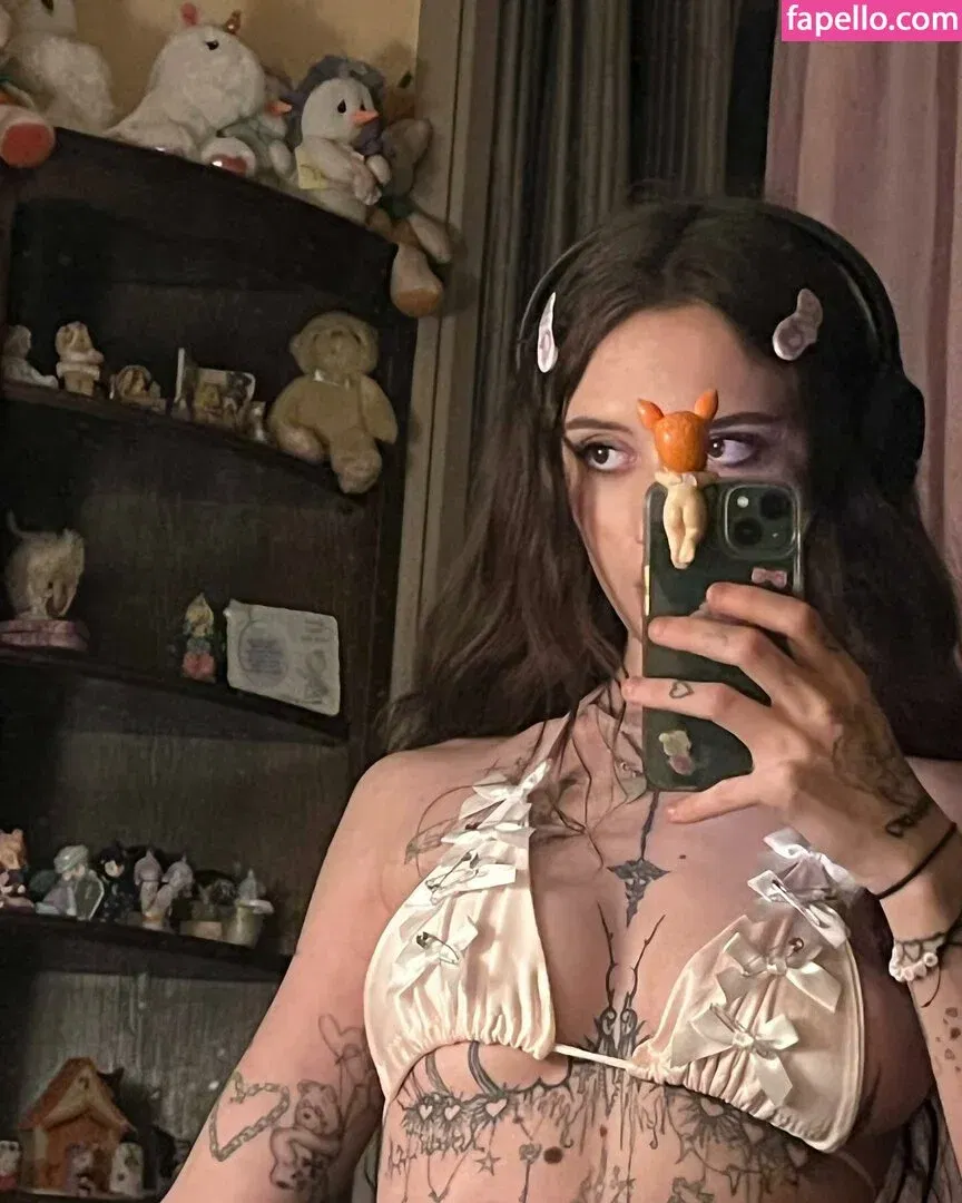 C0m9ts Onlyfans Photo Gallery 