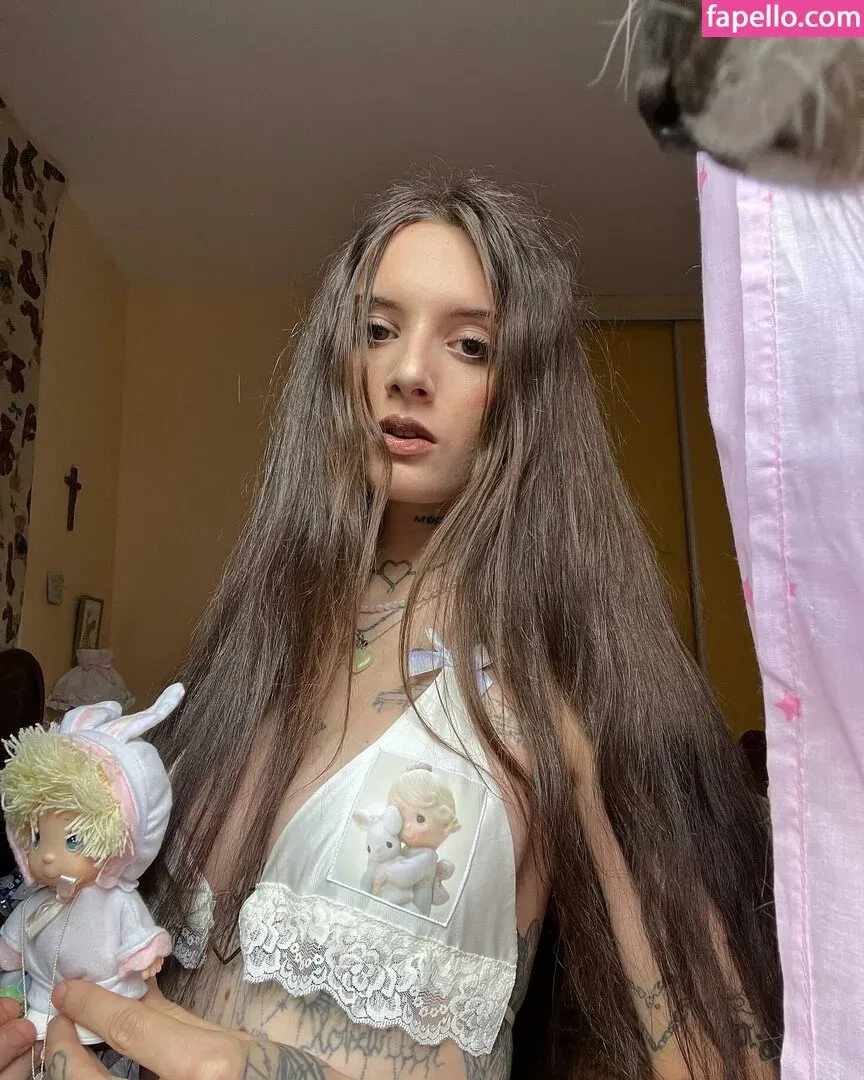 C0m9ts Onlyfans Photo Gallery 