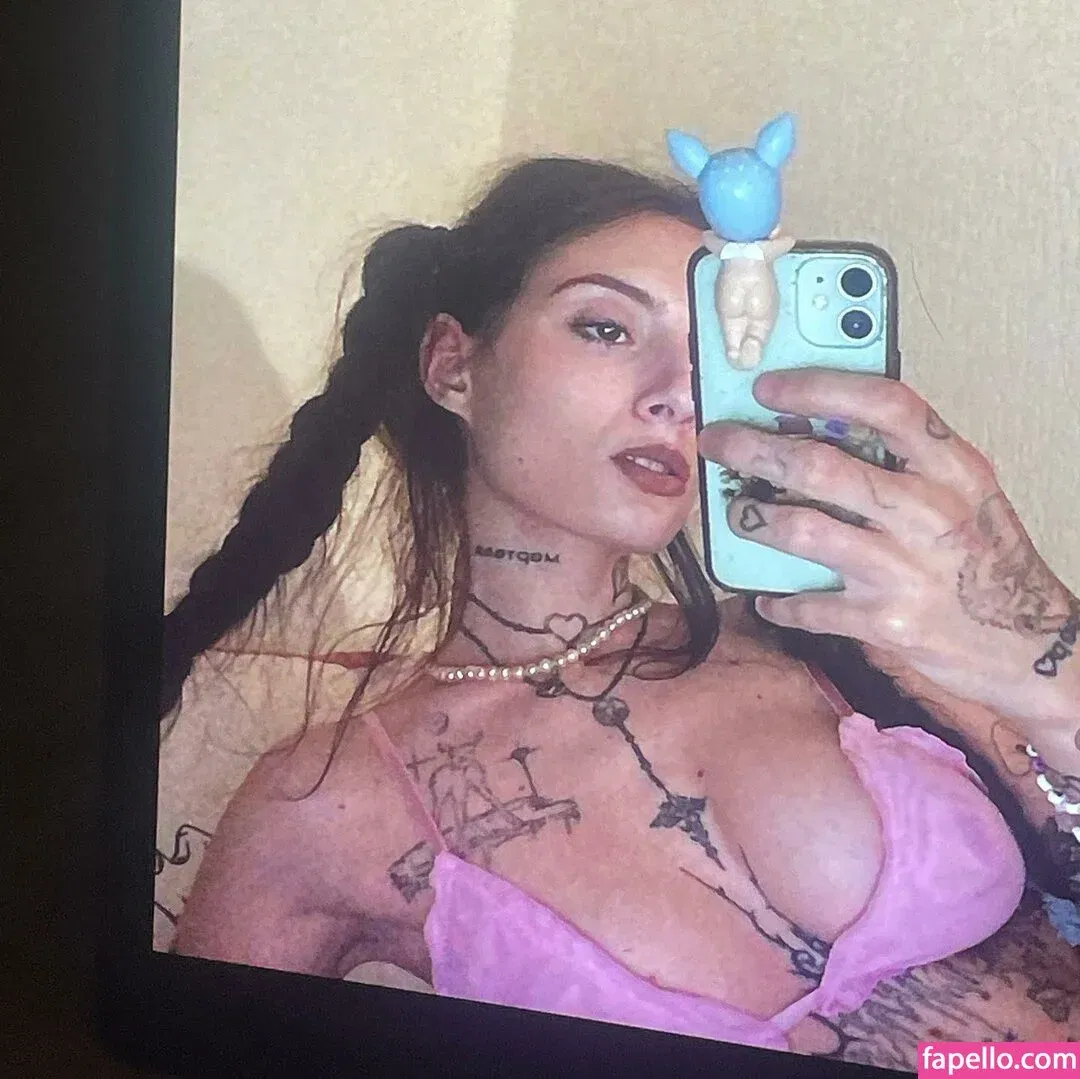 C0m9ts Onlyfans Photo Gallery 