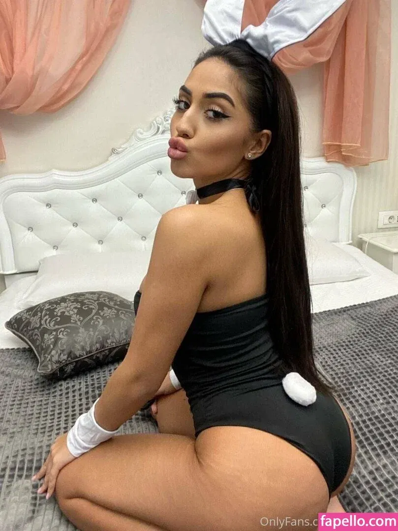 lunnastarr Onlyfans Photo Gallery 