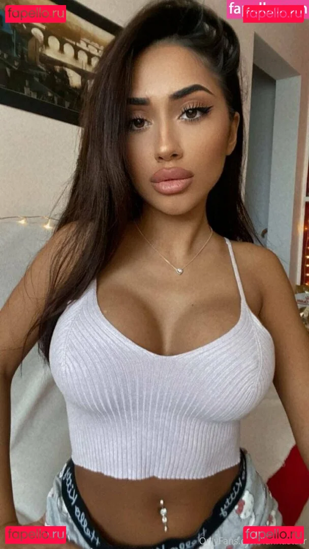 lunnastarr Onlyfans Photo Gallery 