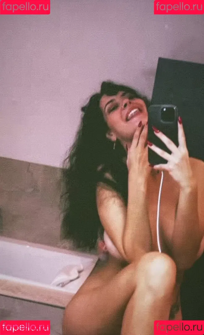 Jana Esser Onlyfans Photo Gallery 
