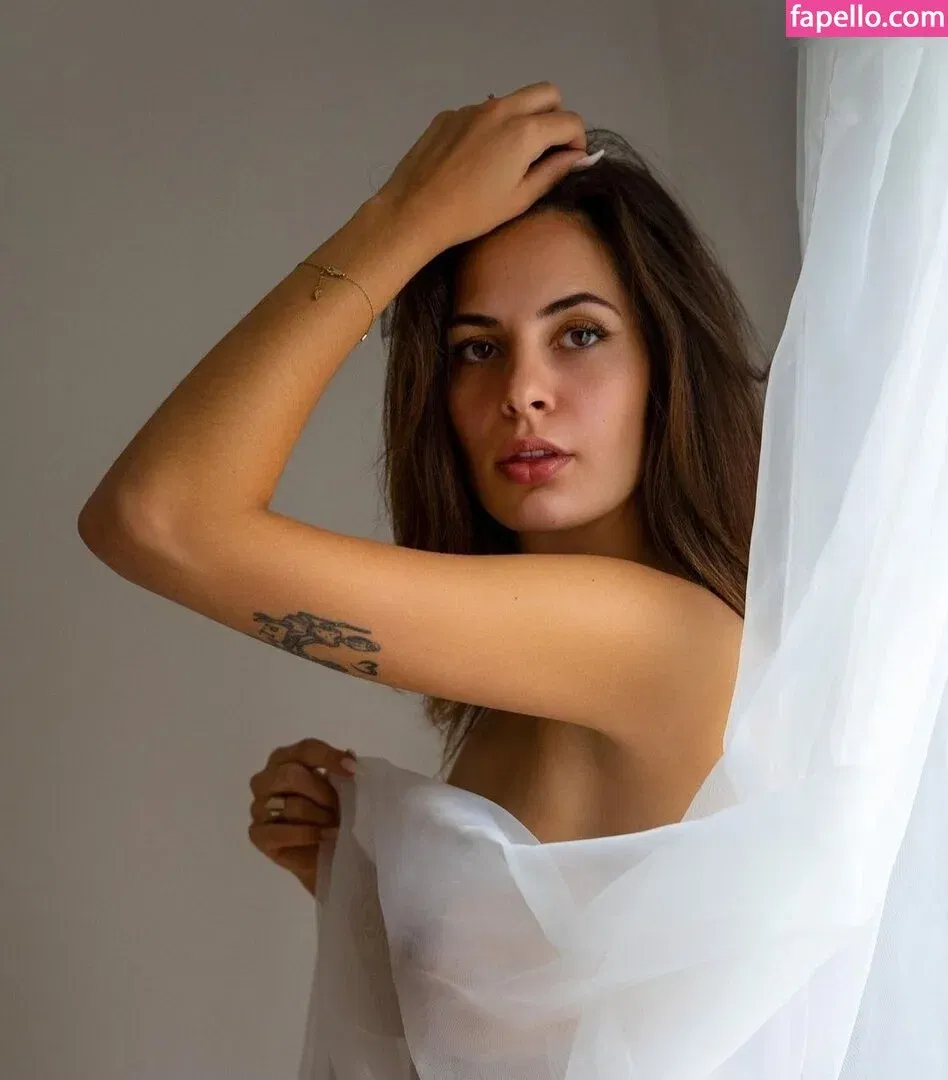 Jana Esser Onlyfans Photo Gallery 