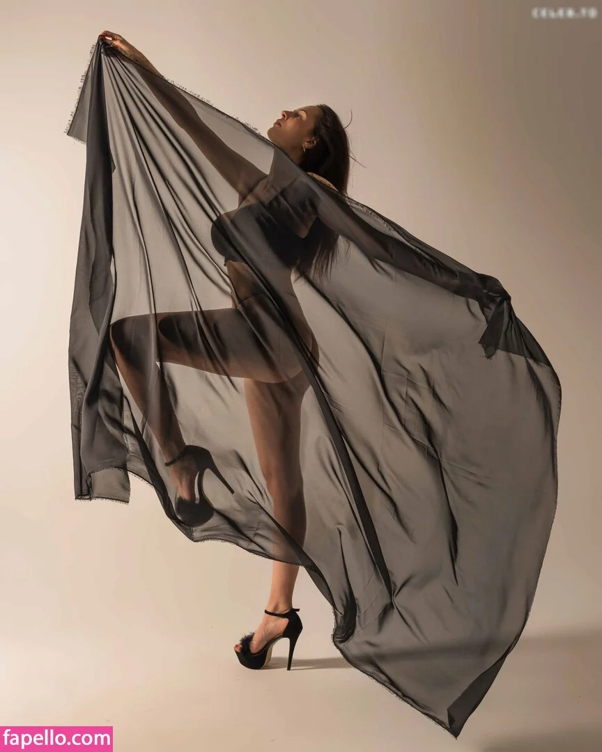 Jana Esser Onlyfans Photo Gallery 