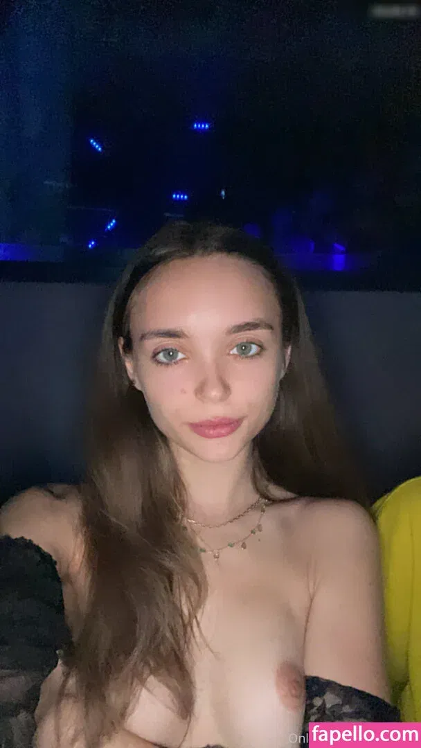 peachykaix Onlyfans Photo Gallery 