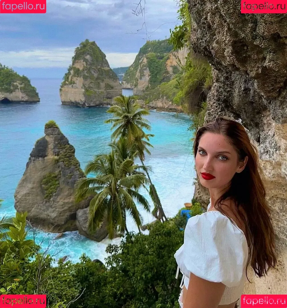 Anca Bellu Onlyfans Photo Gallery 
