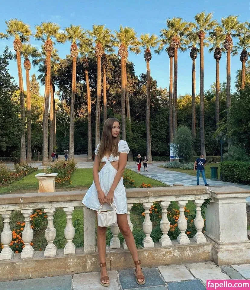 Anca Bellu Onlyfans Photo Gallery 