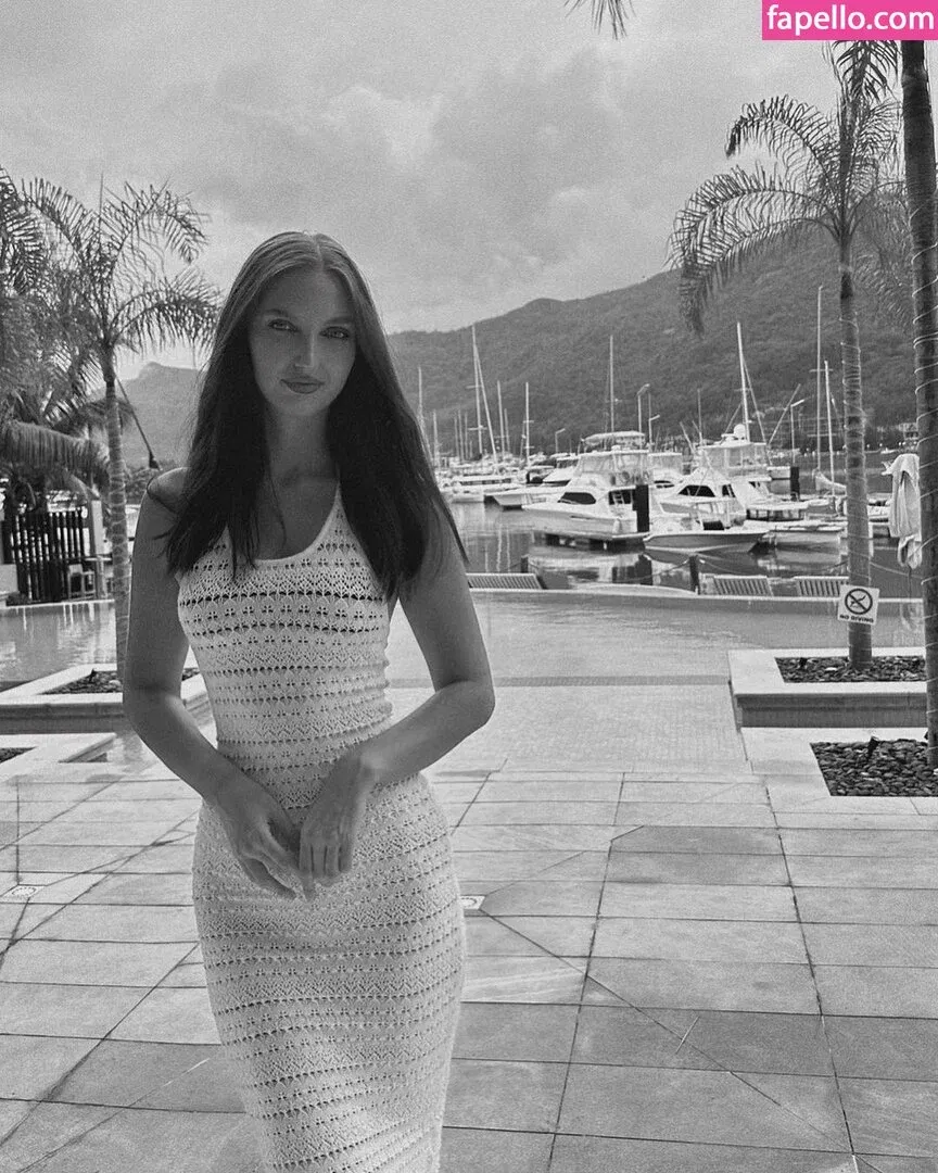 Anca Bellu Onlyfans Photo Gallery 