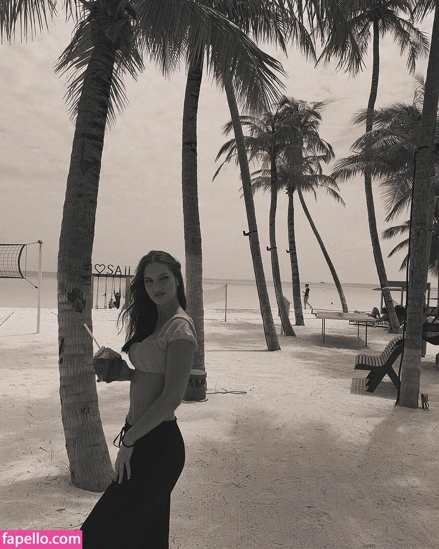 Anca Bellu Onlyfans Photo Gallery 