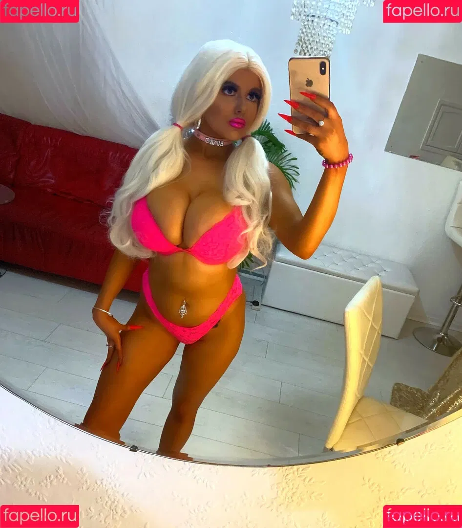 Jade Lyne Onlyfans Photo Gallery 