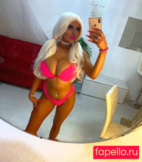 Jade Lyne Nude Onlyfans Photo 4