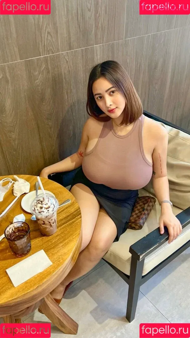 Mitzina Larino Onlyfans Photo Gallery 
