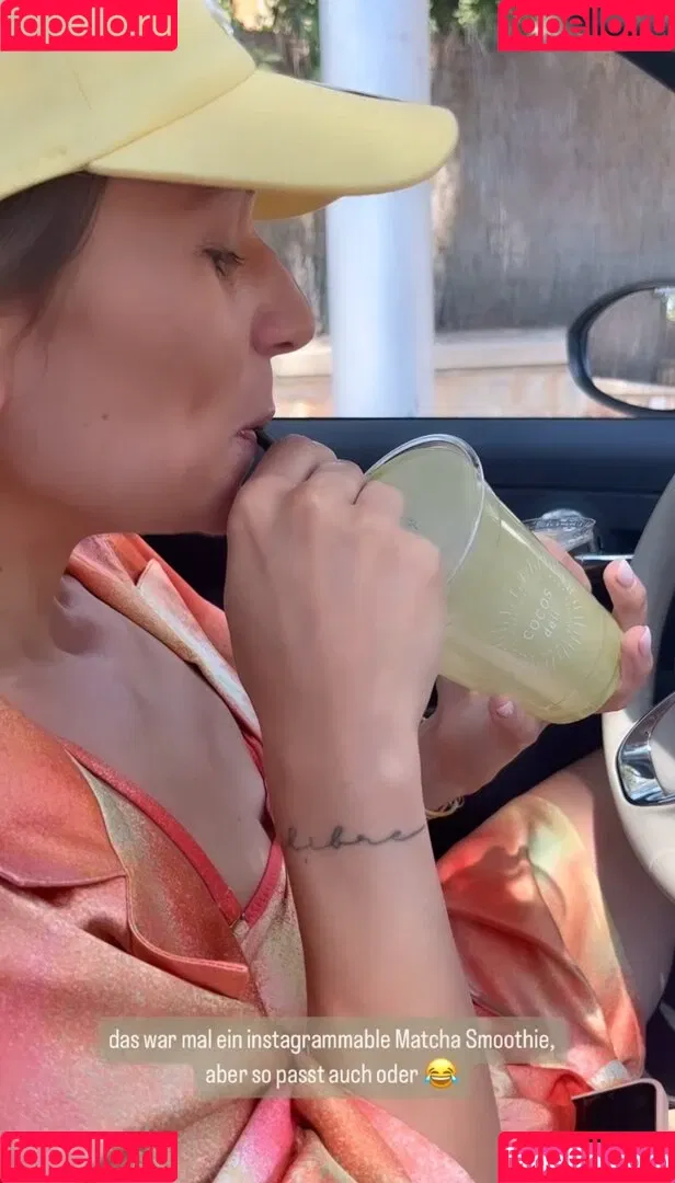 Jana Wosnitza Onlyfans Photo Gallery 