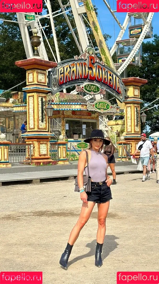 Jana Wosnitza Onlyfans Photo Gallery 