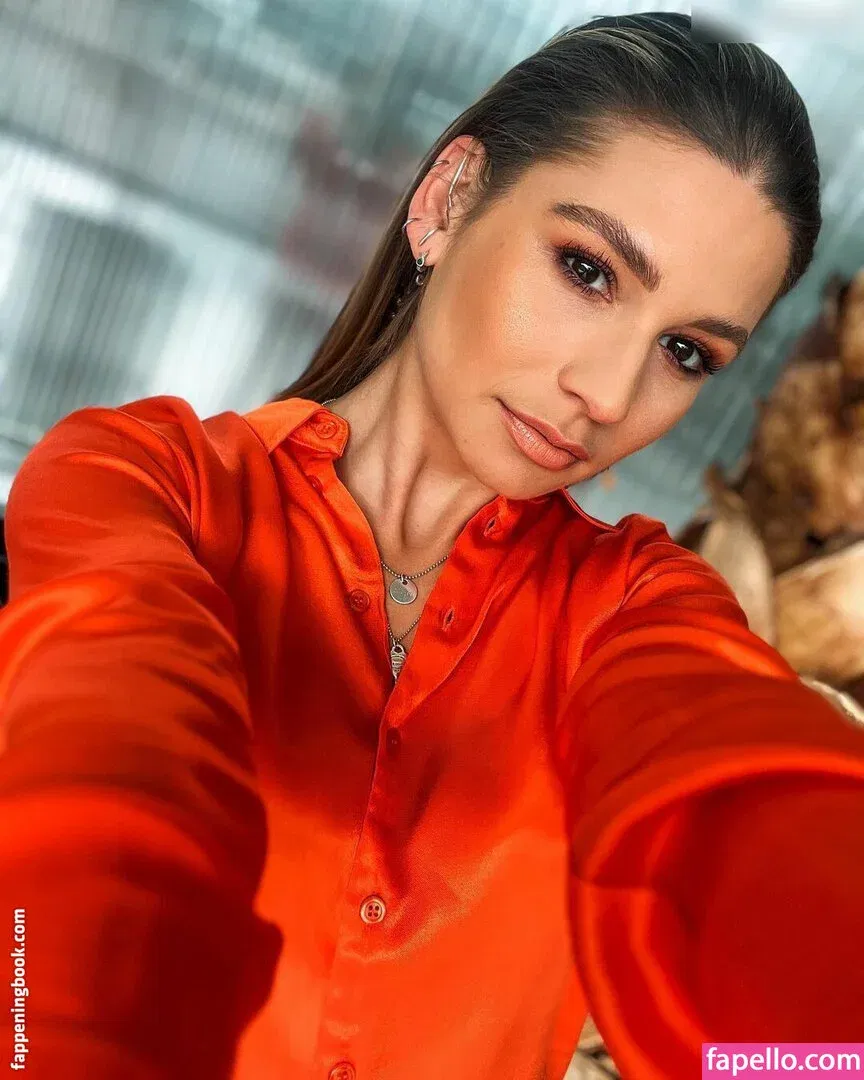 Jana Wosnitza Onlyfans Photo Gallery 