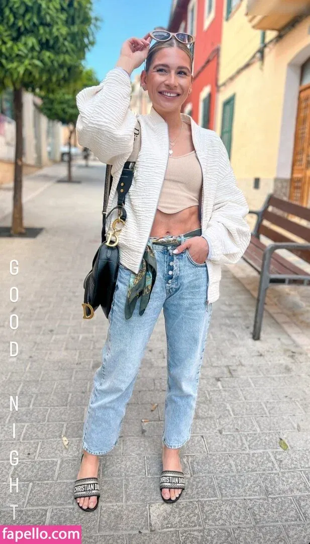 Jana Wosnitza Onlyfans Photo Gallery 