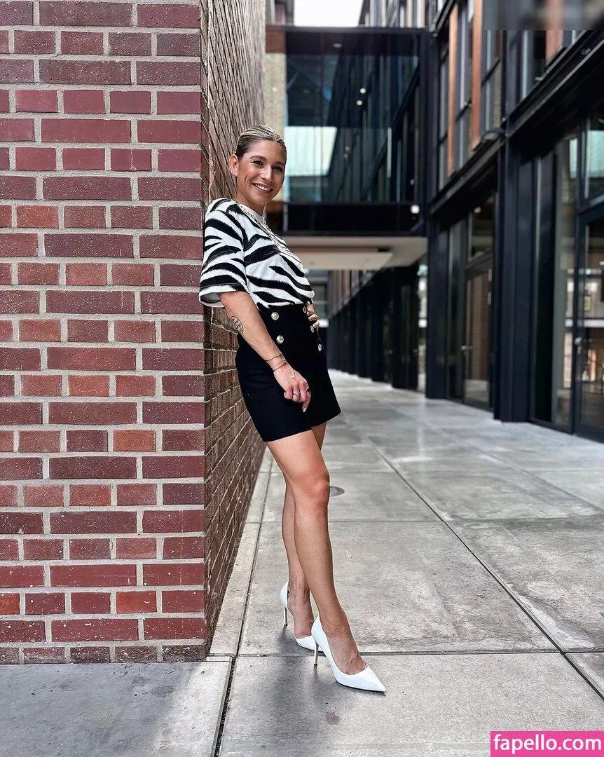 Jana Wosnitza Onlyfans Photo Gallery 