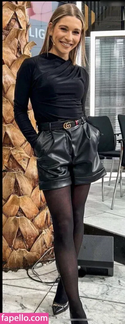 Jana Wosnitza Onlyfans Photo Gallery 