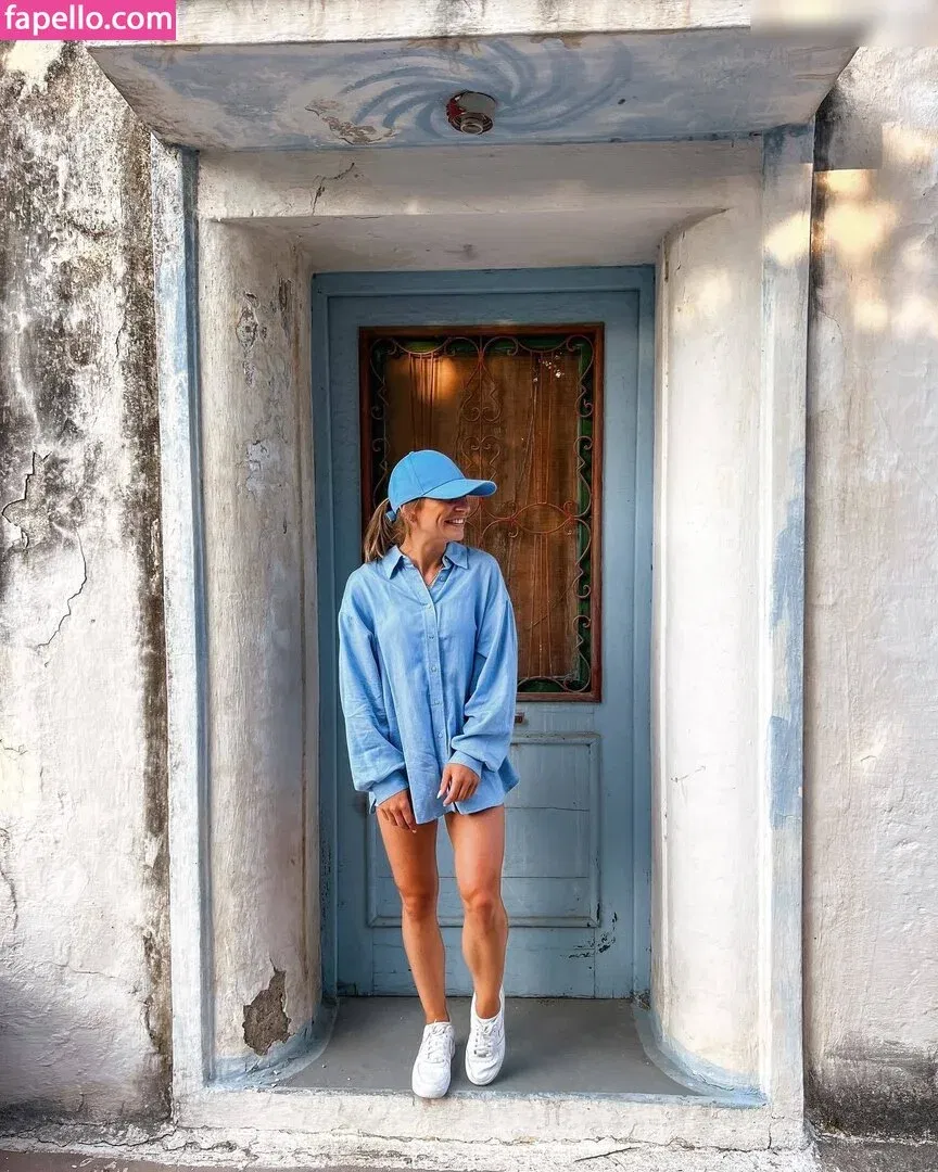 Jana Wosnitza Onlyfans Photo Gallery 