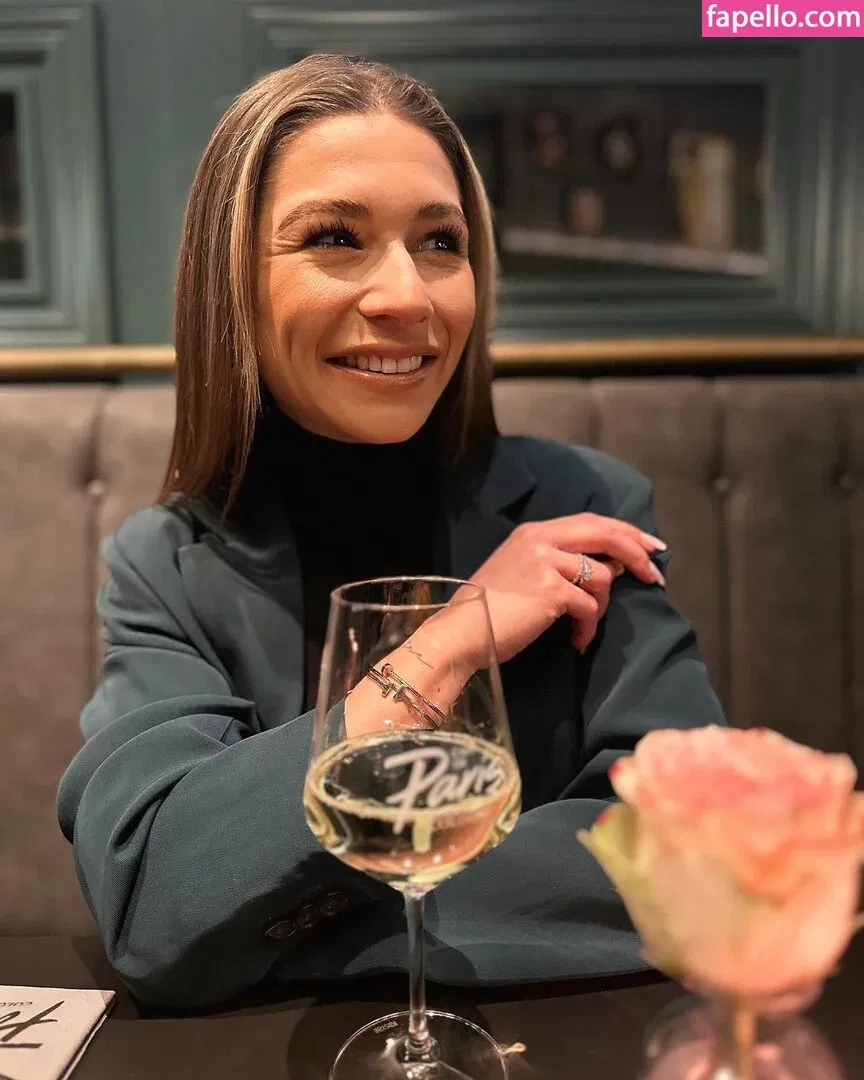 Jana Wosnitza Onlyfans Photo Gallery 