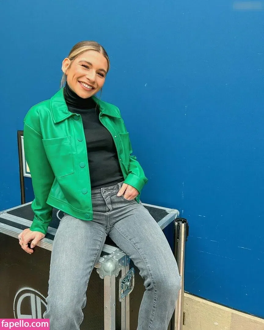 Jana Wosnitza Onlyfans Photo Gallery 