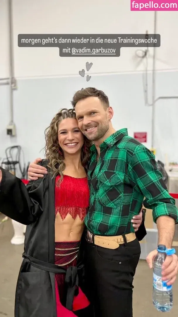 Jana Wosnitza Onlyfans Photo Gallery 