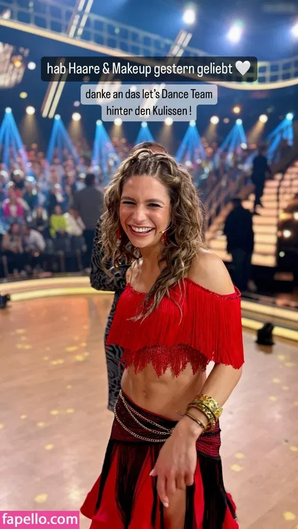 Jana Wosnitza Onlyfans Photo Gallery 