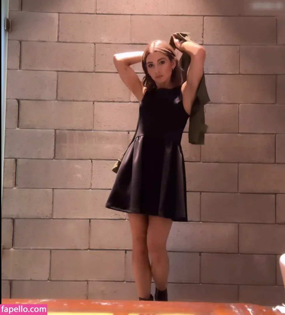 Jana Wosnitza Onlyfans Photo Gallery 