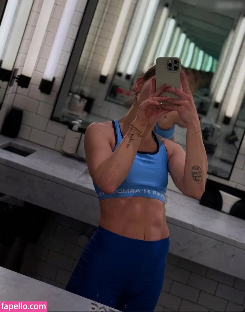 Jana Wosnitza Onlyfans Photo Gallery 