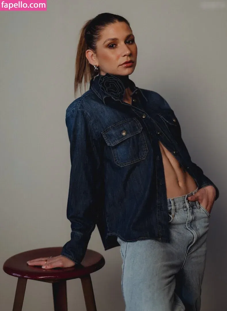 Jana Wosnitza Onlyfans Photo Gallery 