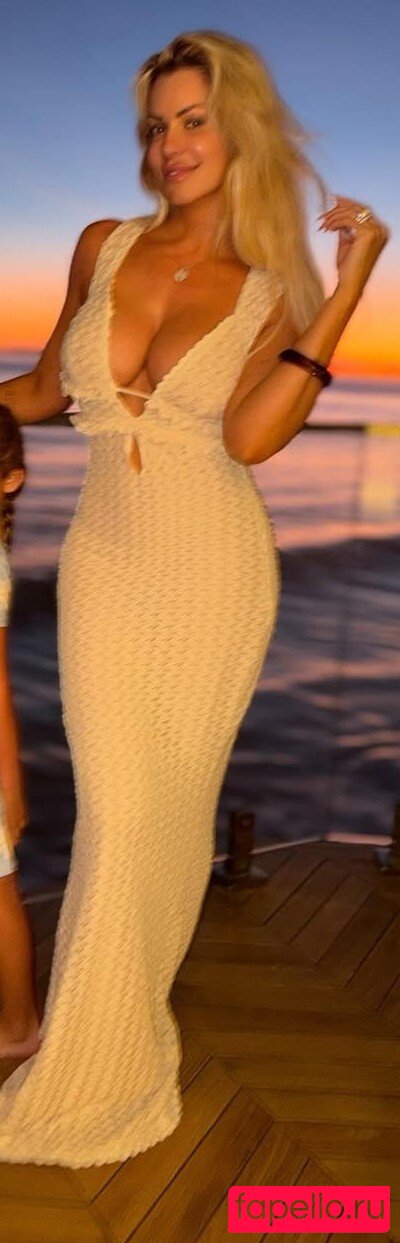Maryse Ouellet Nude Onlyfans Photo 23