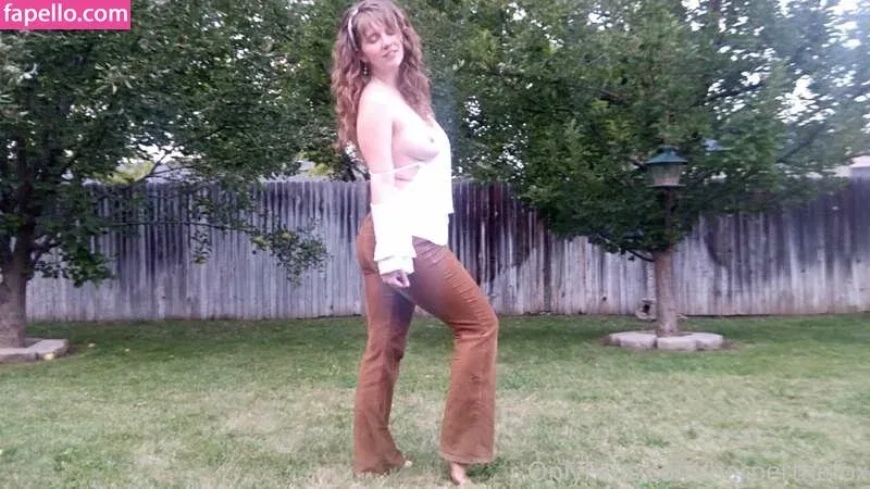 Harper The Fox Onlyfans Photo Gallery 