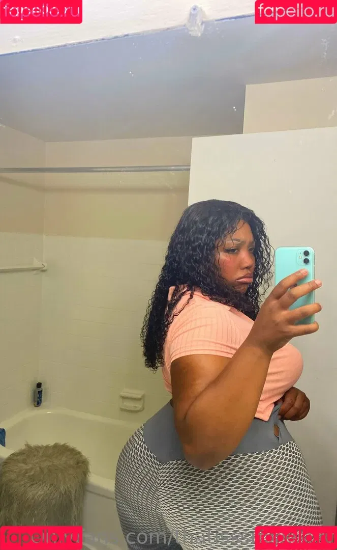 thatisssmysister Onlyfans Photo Gallery 