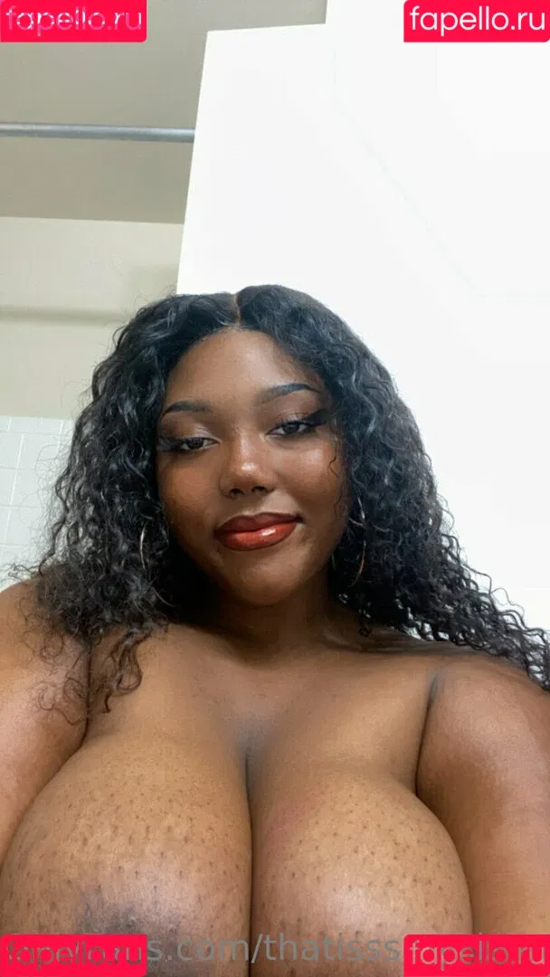 thatisssmysister Onlyfans Photo Gallery 