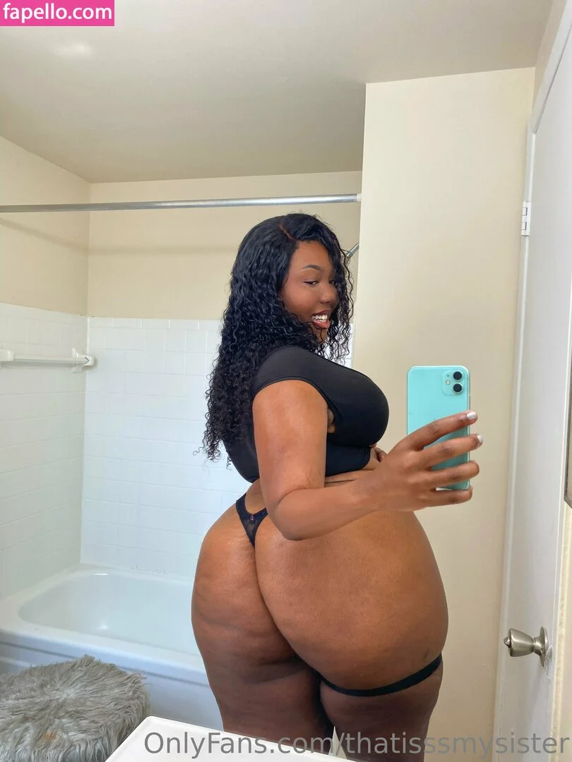thatisssmysister Onlyfans Photo Gallery 