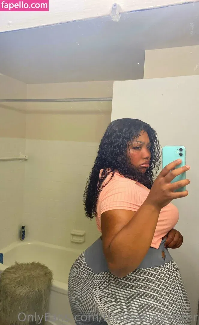 thatisssmysister Onlyfans Photo Gallery 