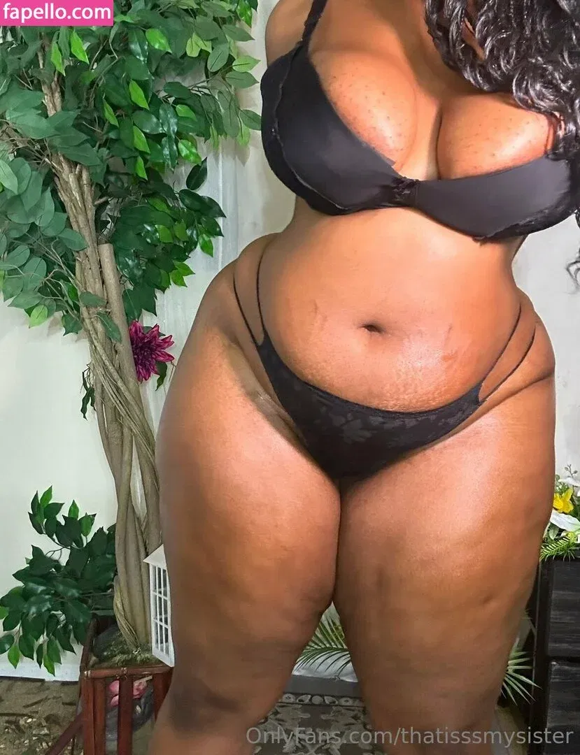 thatisssmysister Onlyfans Photo Gallery 